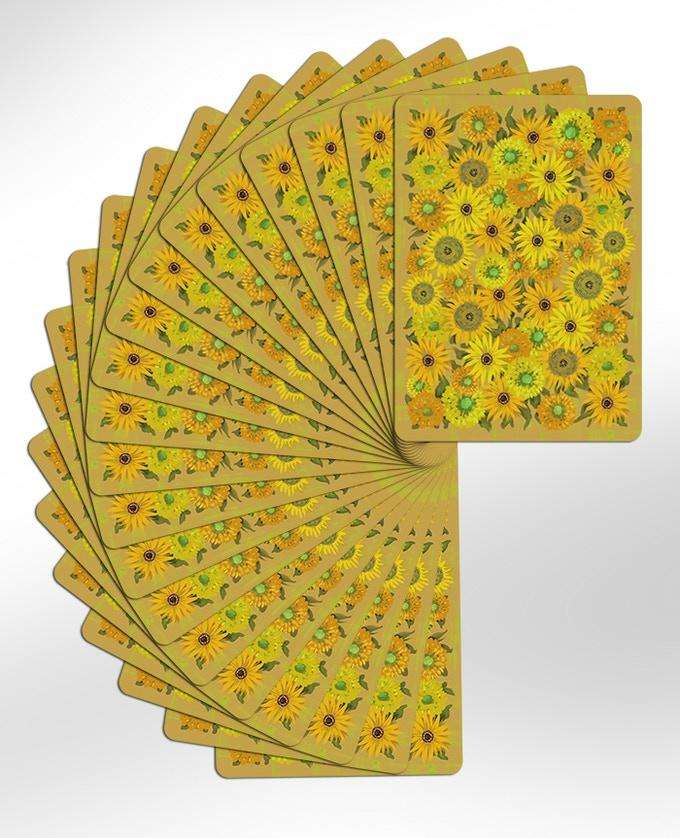 7531-vincent-s-royals-v2-bicycle-playing-cards-1.jpg