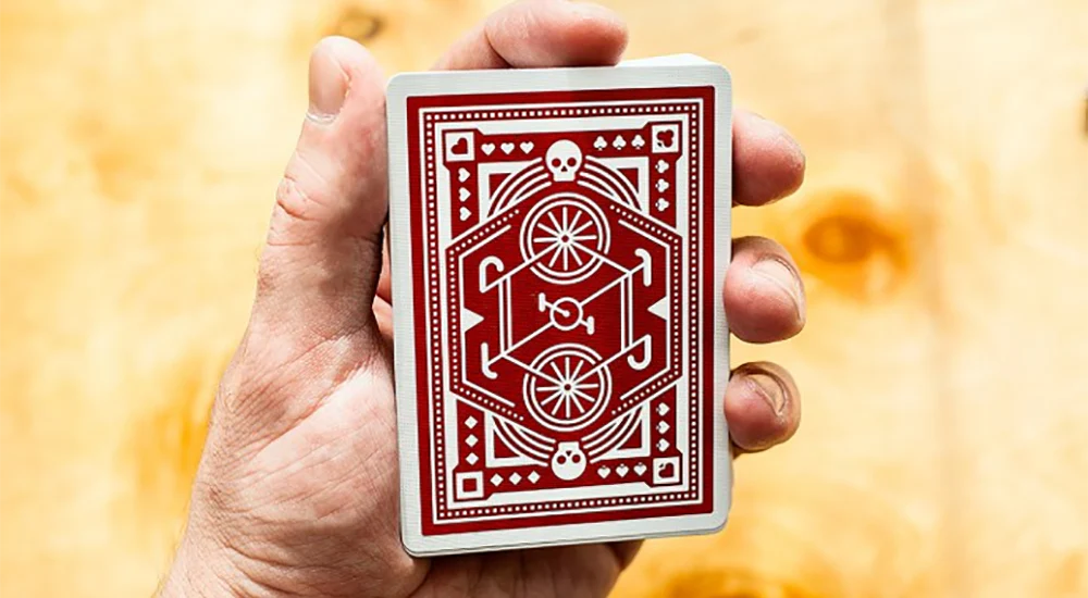 7666-wheel-playing-cards-uspcc-1.jpg