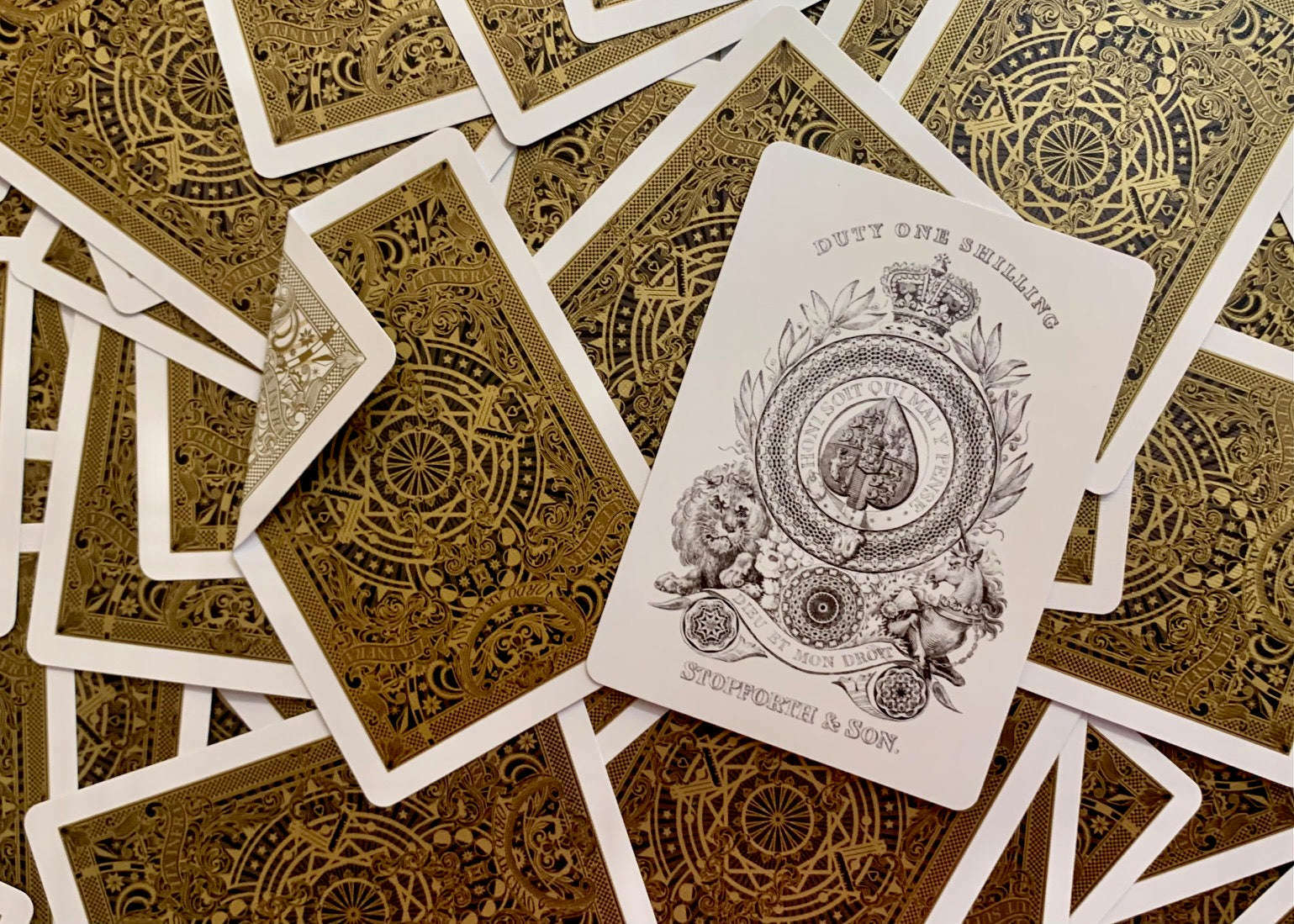 768-astronomical-gilded-playing-cards-uspcc-1.jpg