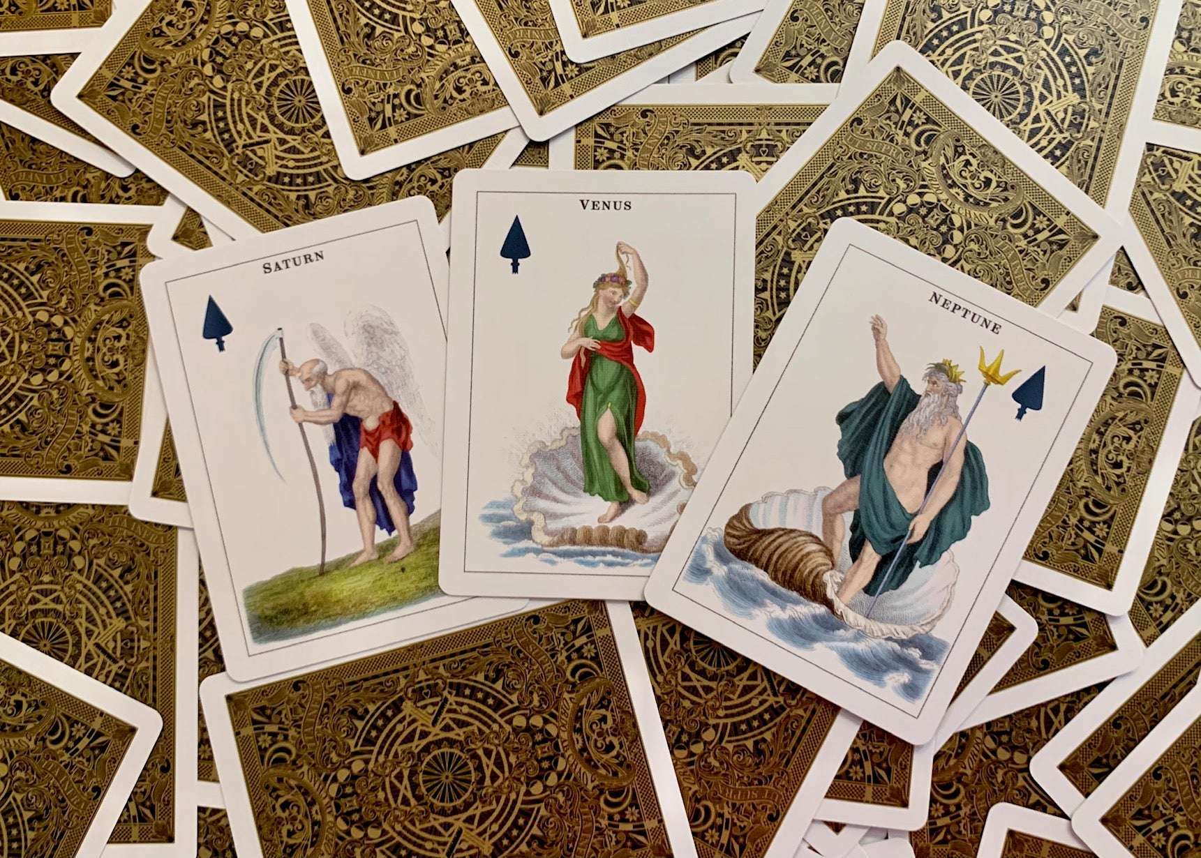 768-astronomical-gilded-playing-cards-uspcc-1.jpg