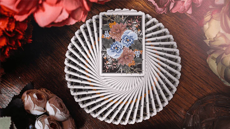 7701-wild-garden-playing-cards-hcpc-1.jpg