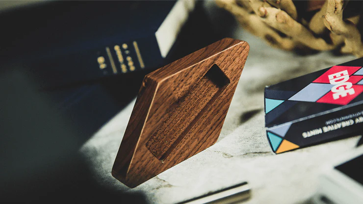 7781-wooden-support-playing-card-display-stand-1.webp