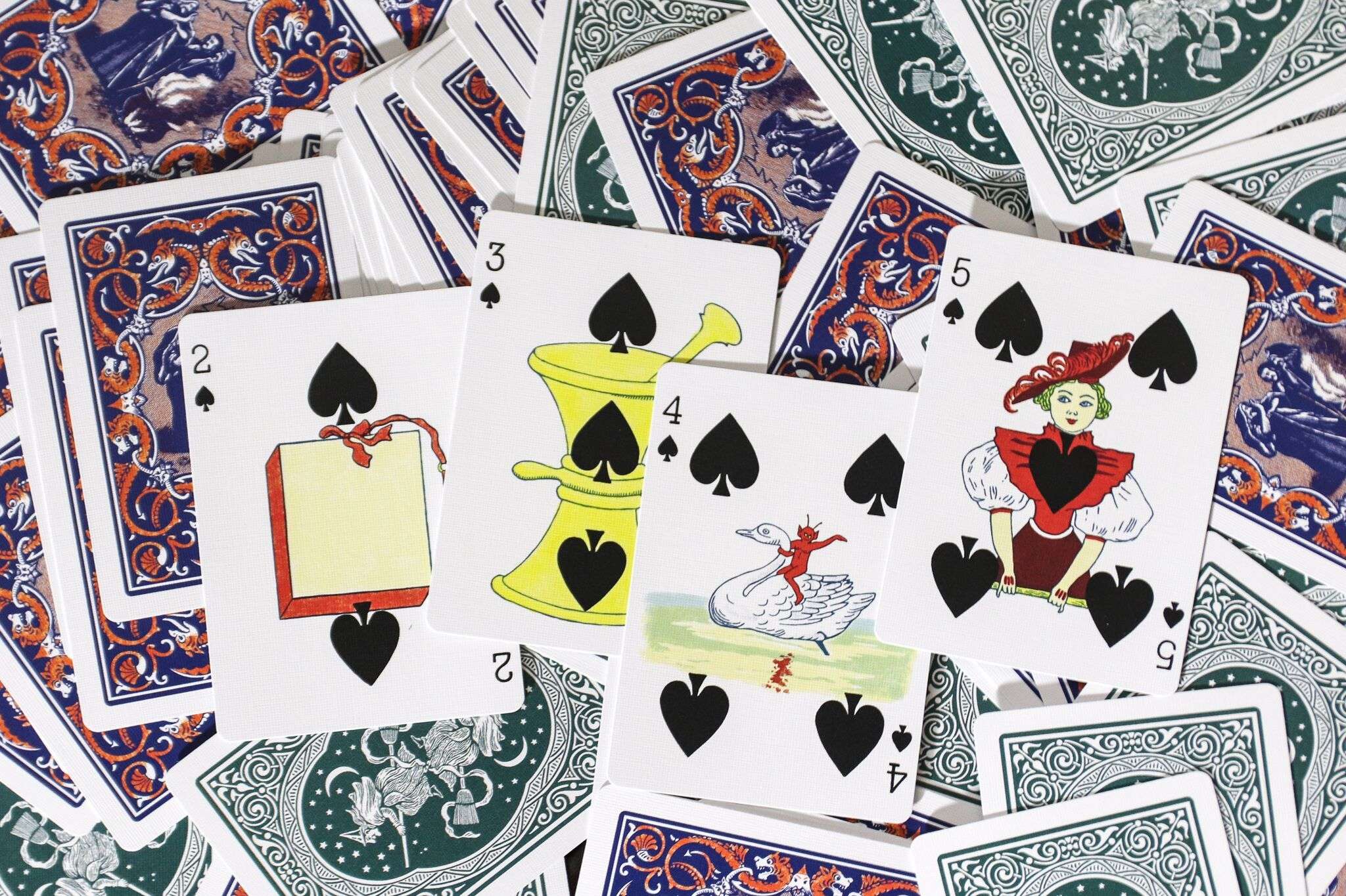 7831-ye-witches-fortune-cards-uspcc-1.jpg