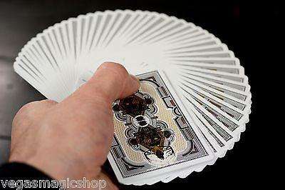 930-believe-playing-cards-uspcc-1.jpg